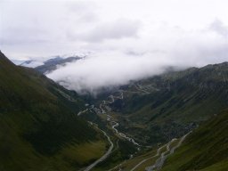 Toscane 2005 - La vue dans la montée du Furkapass